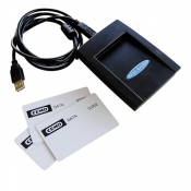 Logiciel CM + lecteur de cartes et badges + 3 cartes data