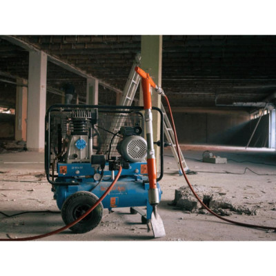 Compresseur B3800 – 315 L/min – Double Cuve Chantier MABI