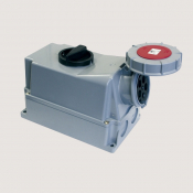 Prise murale avec interrupteur 230V 63A 2P+T IP67 et IK08