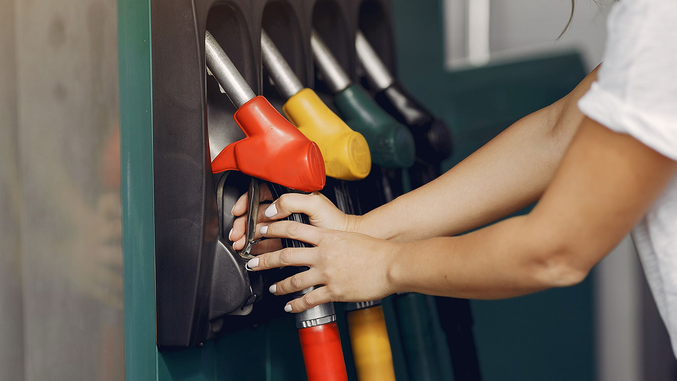 Comment choisir une pompe pour essence, gasoil, AdBlue, biodiesel et huile ?