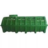 Cuve à eau de pluie plate 10000 L pré-équipée Cuve à eau de pluie plate 10000 L pré-équipée
