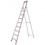Escabeau alu simple avec montants anodisés qui ne laisse pas de traces noires