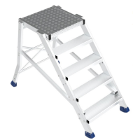 Marchepied professionnel, grande estrade alu Marchepied professionnel, grande estrade alu