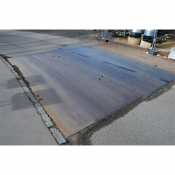 Plaques de franchissement en acier pour chantier – circulation sécurisée des véhicules TP