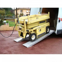 Rampe de chargement aluminium 1.2 t à 4.6 t - VL et VU, remorques - la pièce Rampe de chargement aluminium 1.2 t à 4.6 t - VL et VU, remorques - la pièce