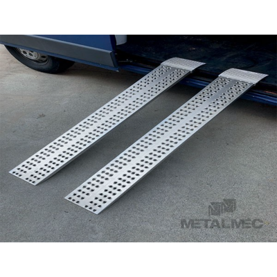 Rampe de chargement aluminium 450 kg à 1 t - tondeuses, motocyclettes - la paire