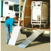 Rampe de chargement pliable aluminium 290 kg à 1.9 t - VL et VU, remorques - la pièce
