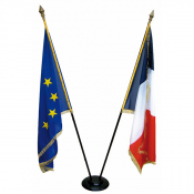 Drapeau de mairie en maille