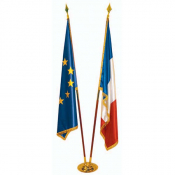 Lot de 2 drapeaux de prestige